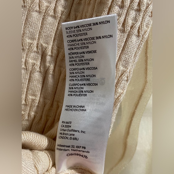 🛑 SOLD MAEVE Anthropologie L Cream Blouse Sheer Balloon Ruffle Trim Sleeves - Picture 10 of 12